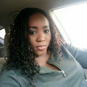 Meet your Posher, Monica